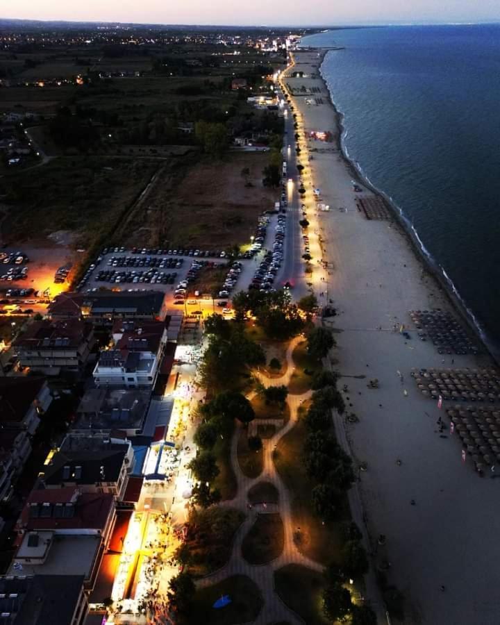 Villa Konstantinos Olympiakí Aktí Buitenkant foto