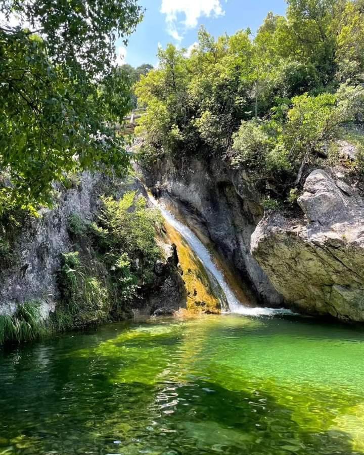 Villa Konstantinos Olympiakí Aktí Buitenkant foto