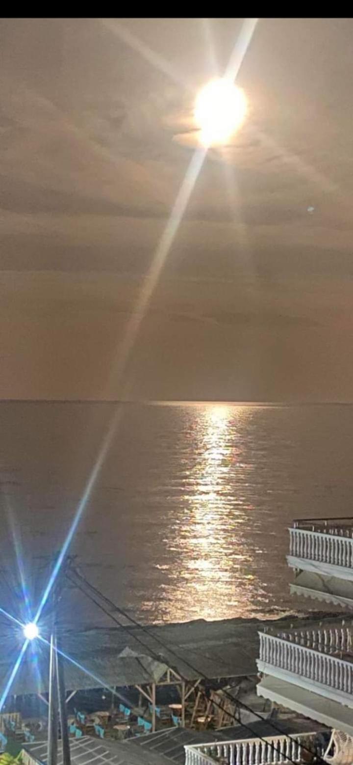 Villa Konstantinos Olympiakí Aktí Buitenkant foto