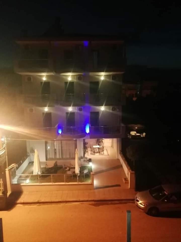 Villa Konstantinos Olympiakí Aktí Buitenkant foto